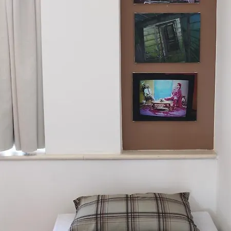 Apartamento Downtown 60's Penthouse Saraievo