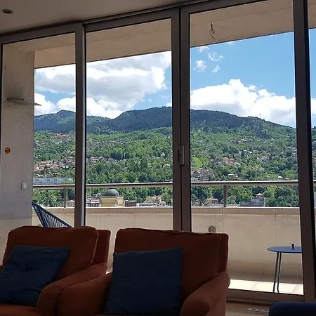 Downtown 60's Penthouse Saraievo